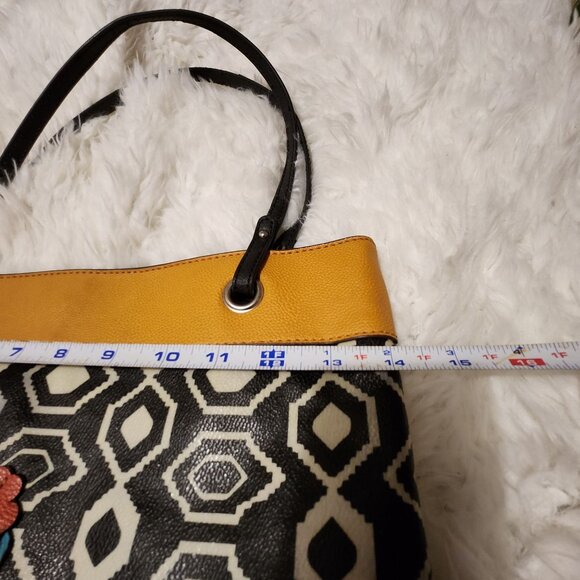 Relic Purse Leather Vintage Medium Size Elephant Trunk Up Good Luck Tribal Print - Picture 3 of 11